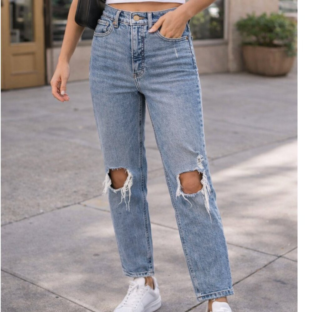 Express Mom Jeans Super High Rise Womens Size 2R Distressed Denim